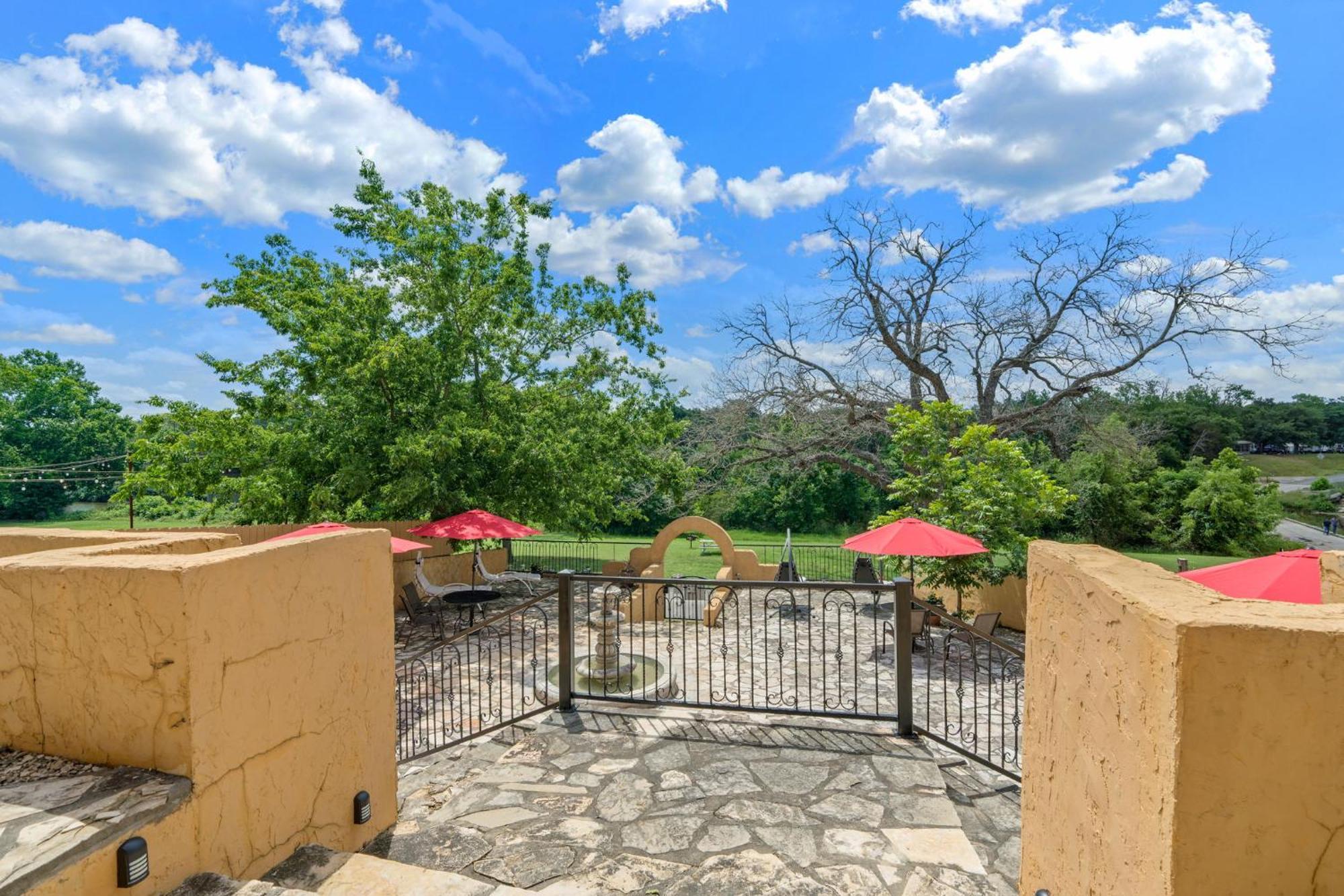 Blanco Riverside Cottages מראה חיצוני תמונה