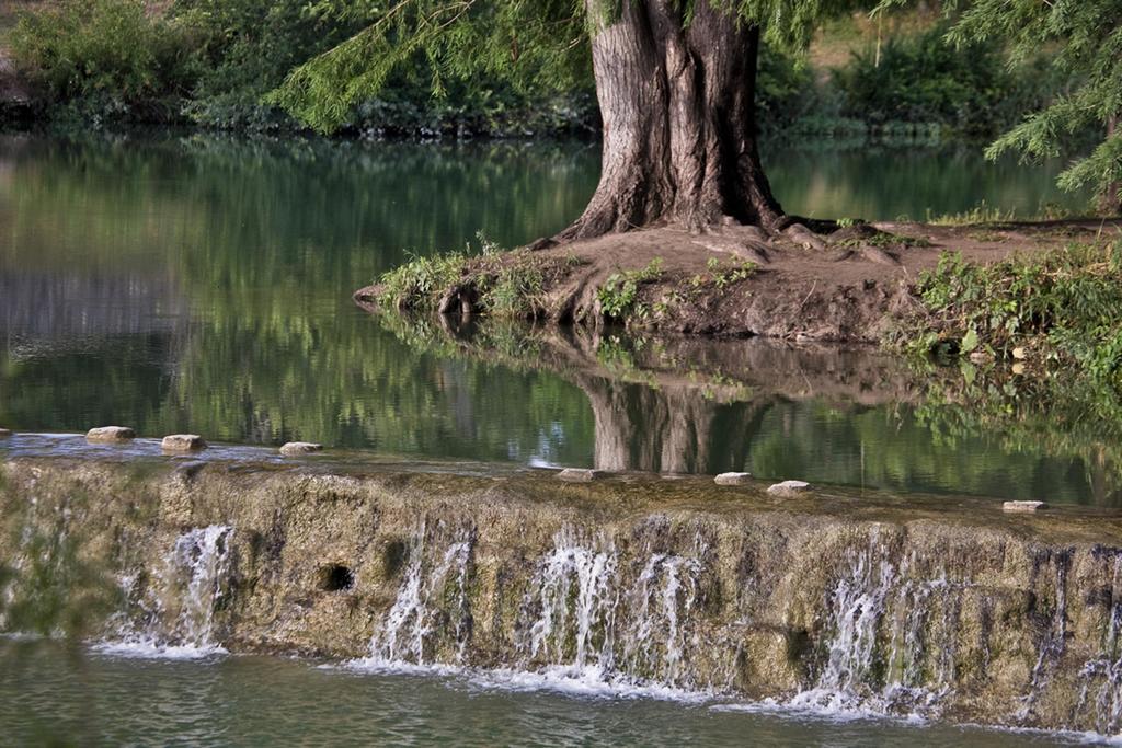 Blanco Riverside Cottages מראה חיצוני תמונה